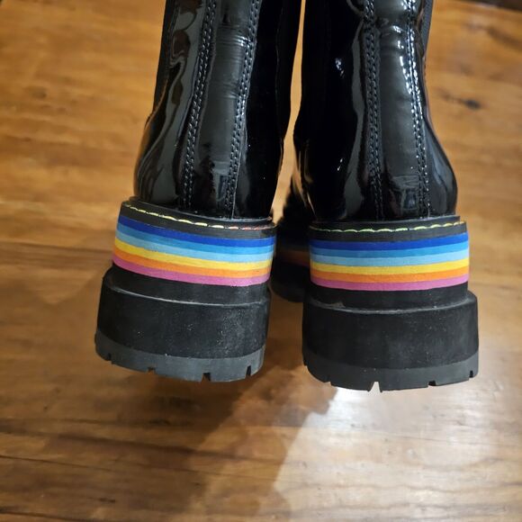Kurt Geiger London Sz 37 Rainbow Birdie Platform Chelsea Boots Black Patent - Picture 7 of 10